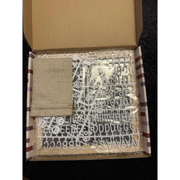 XO, Sienna Black Felt Message Board With Letters Numbers Emoji 10" Square Wood - Picture 5 of 7